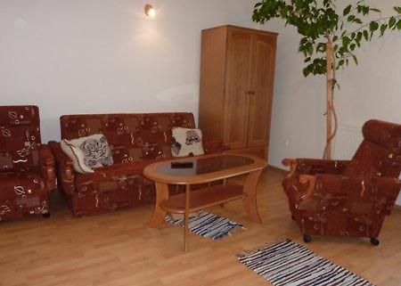 Вилла Apartman Foldes Tibor Вельки-Медер Экстерьер фото